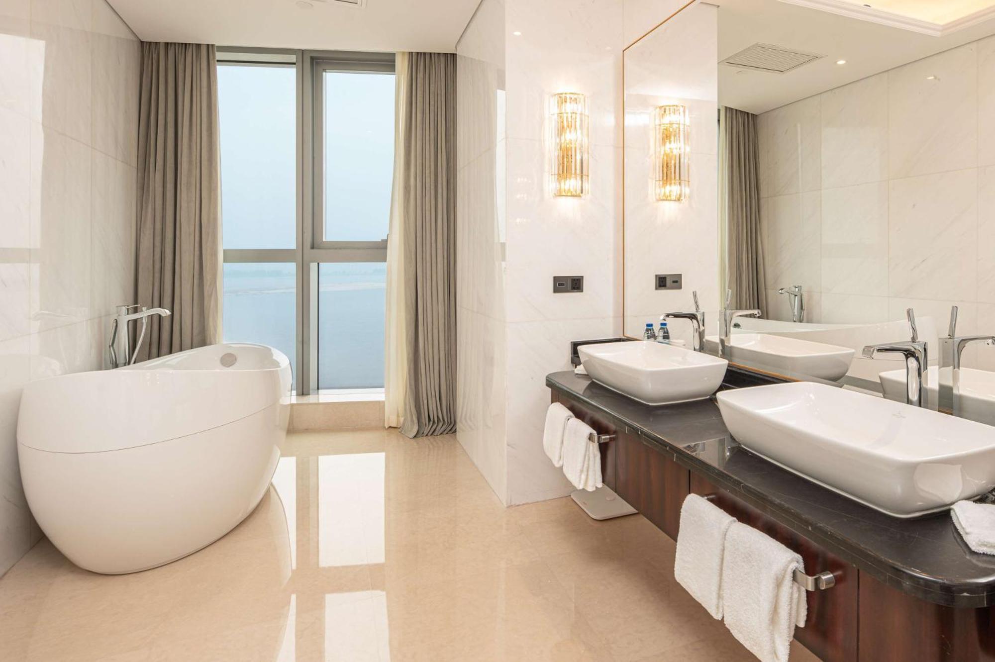 Hilton Brazzaville Les Tours Jumelles Hotel & Residences Ngoại thất bức ảnh