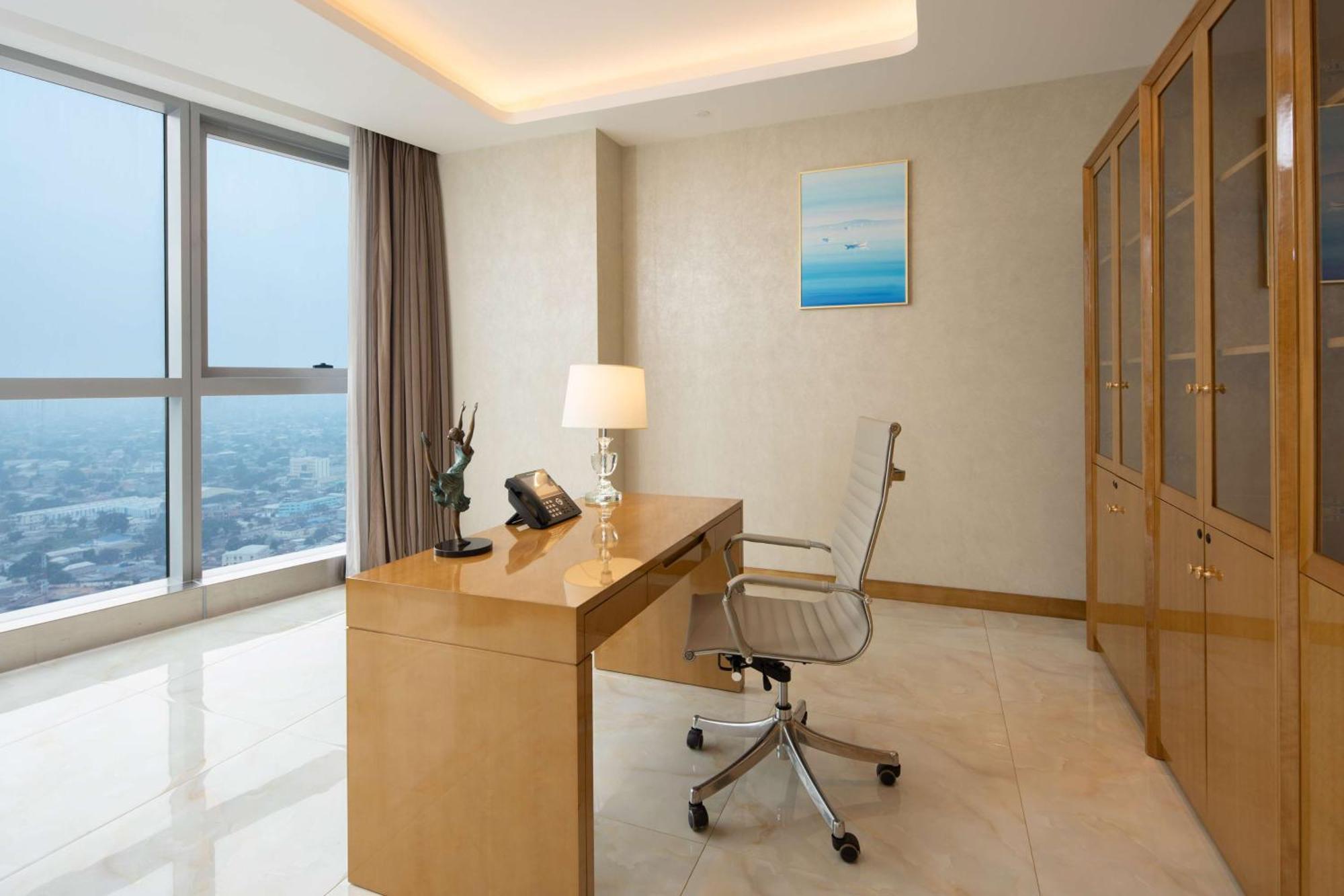 Hilton Brazzaville Les Tours Jumelles Hotel & Residences Ngoại thất bức ảnh